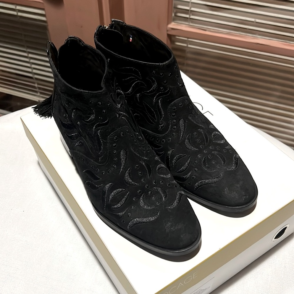 Bocage Paris Black Suede Shootie Bootie 38 7.5